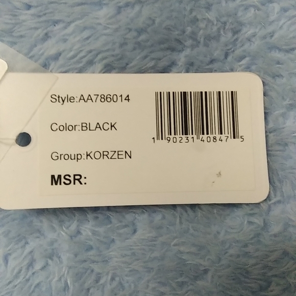 Guess Sling Bag - Picture 7 of 8